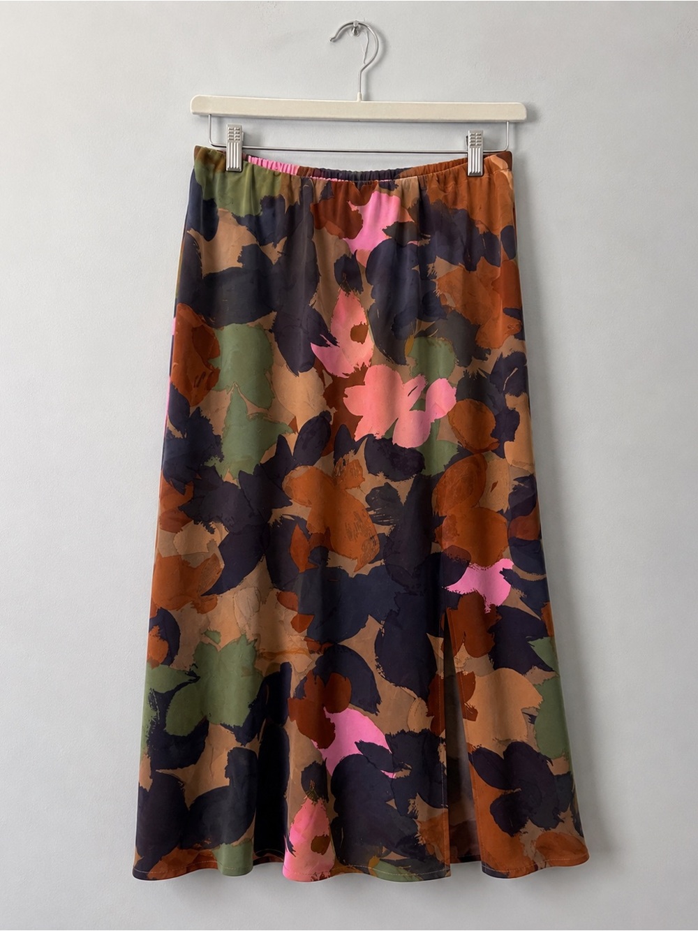 NWT Time and Tru Painted Floral Midi Slip Skirt Women’s M 8-10